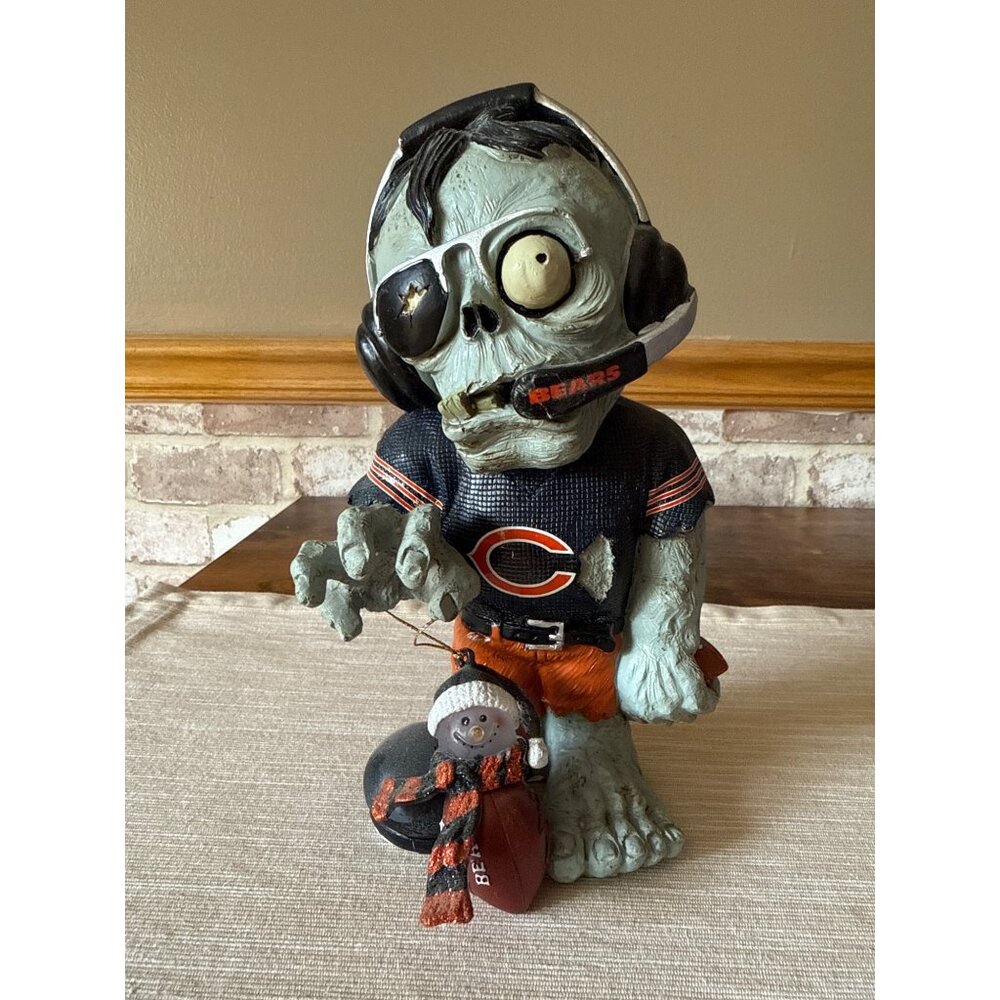 Team Zombie Bears Fan Figurine With Black Eye & Snowman Ornament